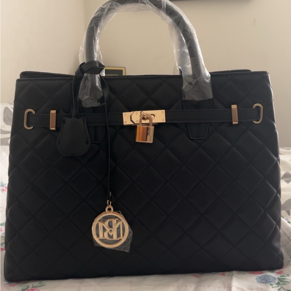 Badgley Mischka Black Quilted Satchel